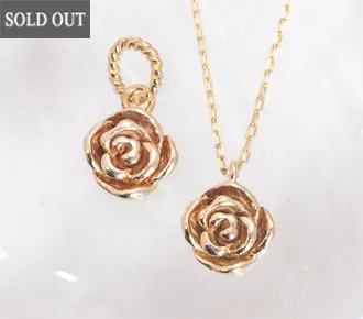 薔薇のネックレス・ペンダントトップ